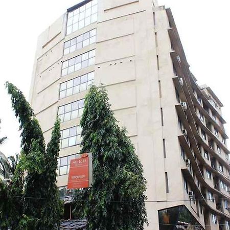 Sukh Hotel Мумбаи Экстерьер фото