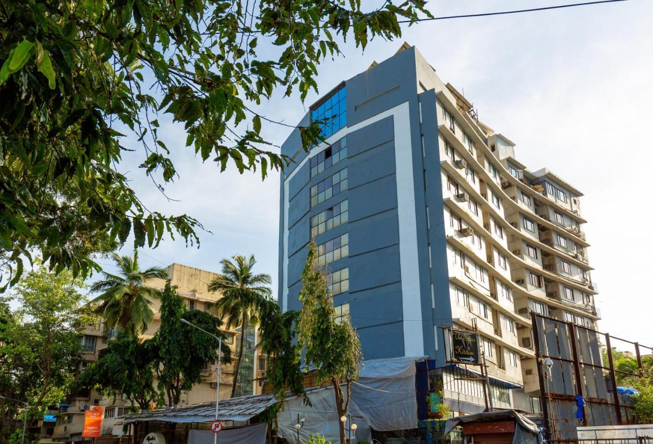 Sukh Hotel Мумбаи Экстерьер фото